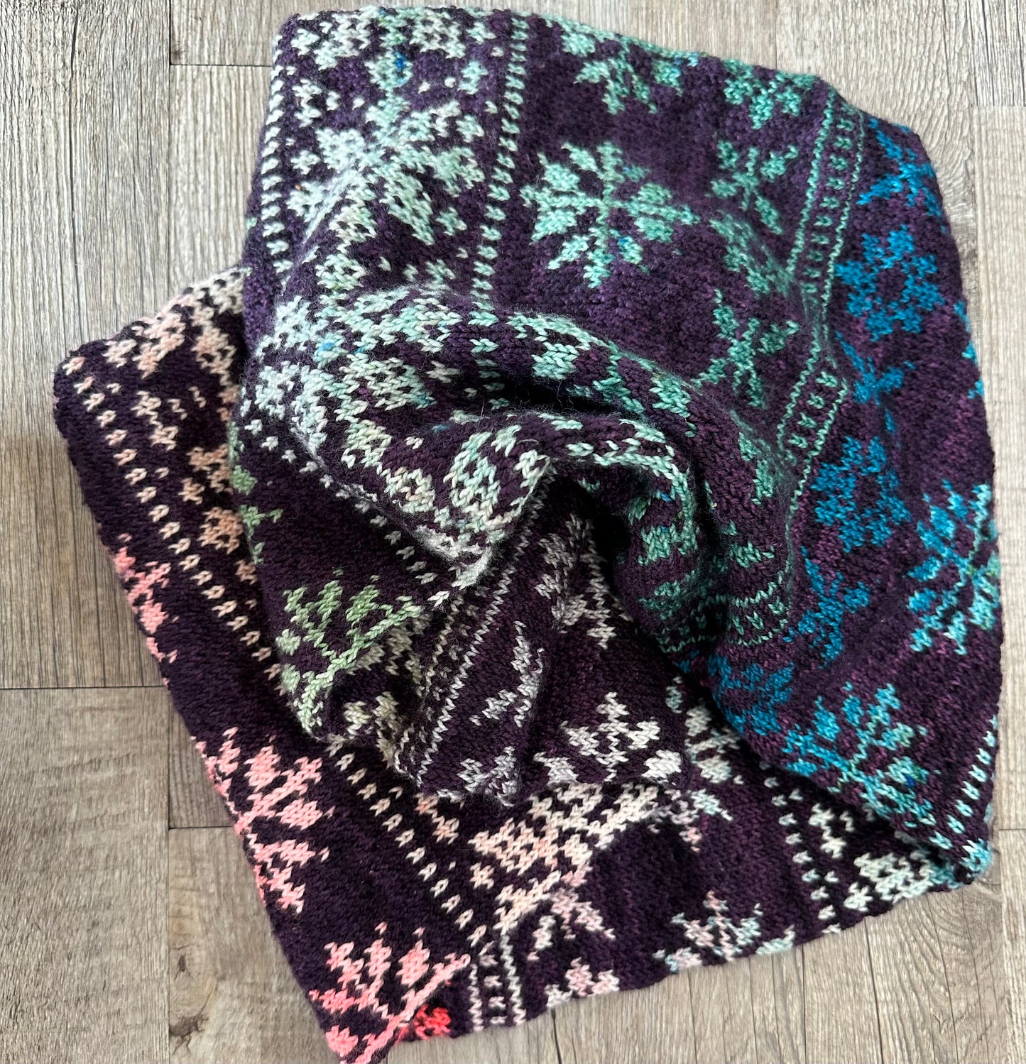 Snowflake Cowl Pattern